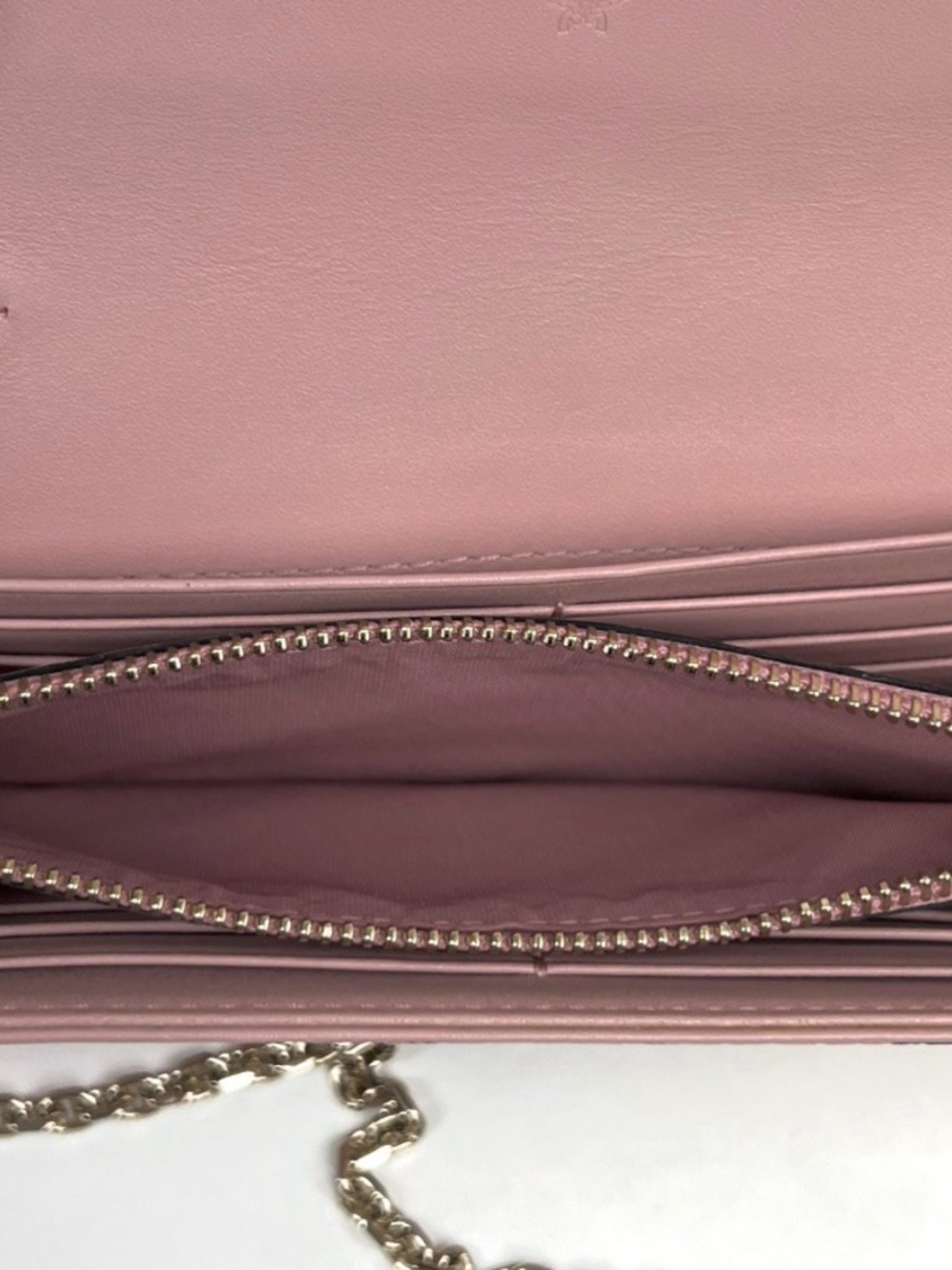 MCM Pink Logo Crossbody Bag with Gold Hardware authentic 100% - Picture 5 of 12